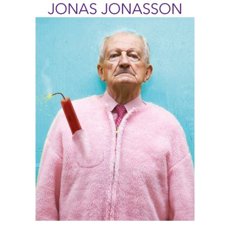 Portada del libro El abuelo que saltó por la ventana y se largó de Jonas Jonasson – SALAMANDRA BOLSILLO