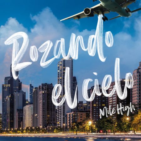 Portada del libro Rozando el cielo de Liz Tomforde – MONTENA